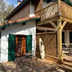 Brume Surf House