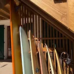 Brume Surf House 3* メサンジュ