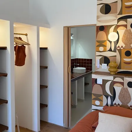 Brume Surf House 3*