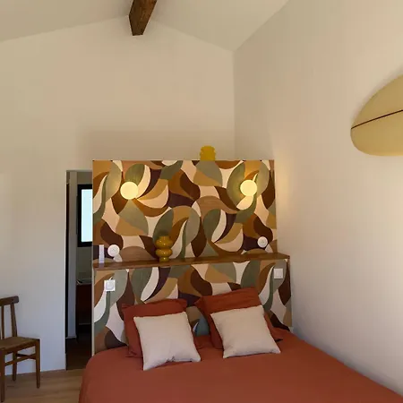 Brume Surf House 3*