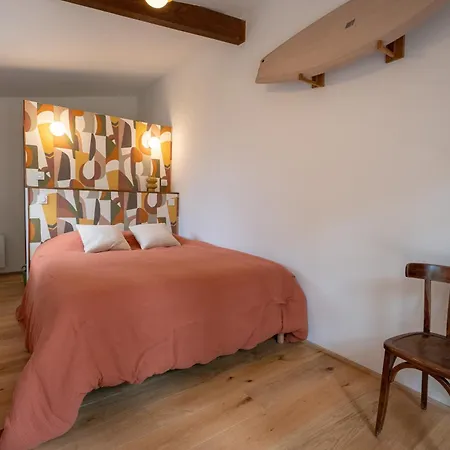 Brume Surf House 3*