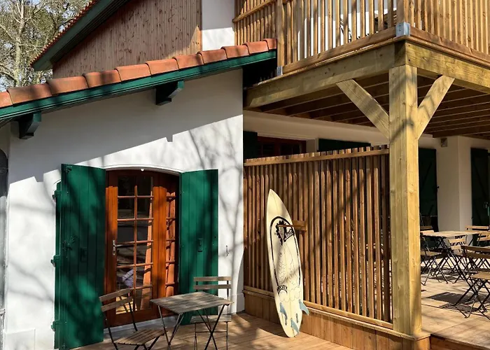 Brume Surf House