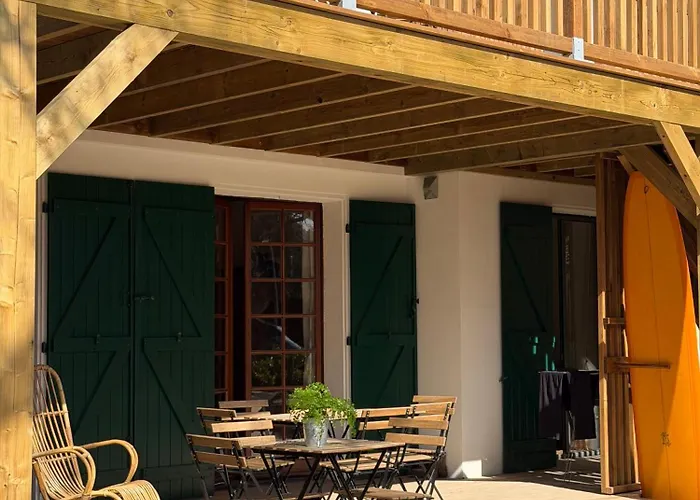 Bed and breakfast Brume Surf House 3*