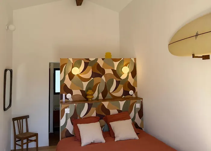 Brume Surf House 3*